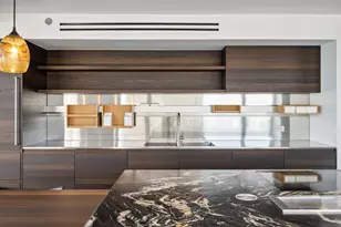 [Address not provided], Chicago, IL 60611 - Photo 11