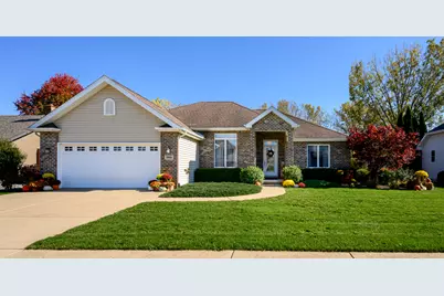 592 S Walnut Street, Manteno, IL 60950 - Photo 1