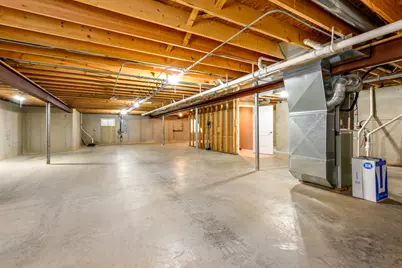 592 S Walnut Street, Manteno, IL 60950 - Photo 33