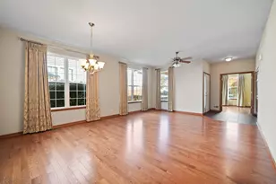 1176 Heathrow Ln, Aurora, IL 60502 - Photo 5