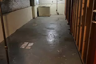 1225 E 71st Pl, Chicago, IL 60619 - Photo 17