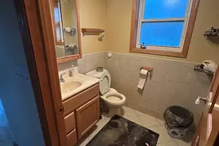 139 N Hemlock Ave, Wood Dale, IL 60191 - Photo 11