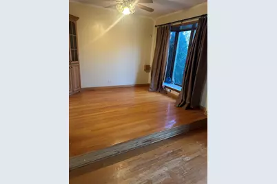 139 N Hemlock Avenue, Wood Dale, IL 60191 - Photo 3