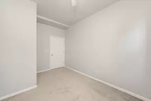 3769 S Lake Park Ave, Chicago, IL 60653 - Photo 43