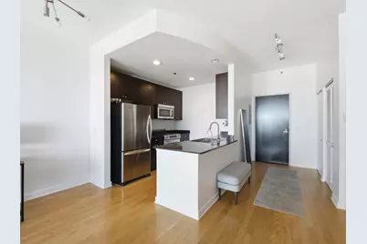 303 W Ohio Street #2201, Chicago, IL 60654 - Photo 7