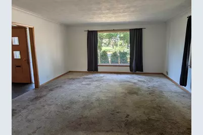 2215 Guilford Road, Rockford, IL 61107 - Photo 5