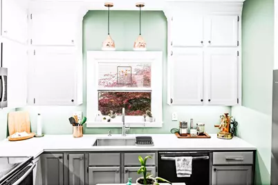 411 Willard Avenue, Bloomington, IL 61701 - Photo 13