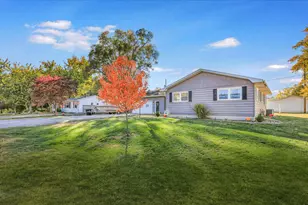 407 S Washington St, Sidney, IL 61877 - Photo 5