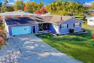 407 S Washington St, Sidney, IL 61877 - Photo 5