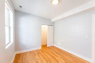 2332 W 18th Pl, Chicago, IL 60608 - Photo 15