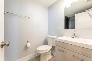 2332 W 18th Pl, Chicago, IL 60608 - Photo 21