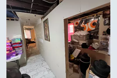 2050 W 52nd Street, Chicago, IL 60609 - Photo 17