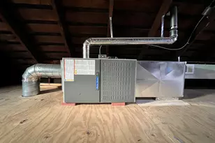 2050 W 52nd St, Chicago, IL 60609 - Photo 15