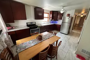 2050 W 52nd St, Chicago, IL 60609 - Photo 11