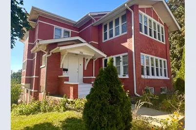 256 W Downer Place, Aurora, IL 60506 - Photo 1