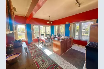 256 W Downer Place, Aurora, IL 60506 - Photo 17