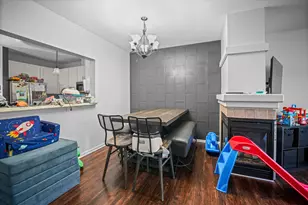 602 S Rosehall Ln, Round Lake, IL 60073 - Photo 9