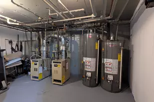 6734 N Campbell Ave, Chicago, IL 60645 - Photo 23