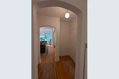 6734 N Campbell Avenue, Chicago, IL 60645 - Photo 15