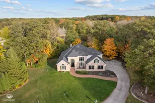 27047 Pebble Beach Ct, Crete, IL 60417 - Photo 1