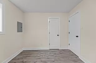 17157 Chicago Ave, Lansing, IL 60438 - Photo 7