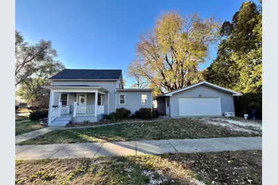 352 S Vermillion Street, Paxton, IL 60957 - Photo 3