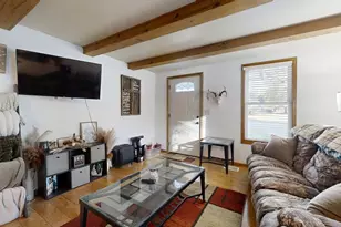 352 S Vermillion St, Paxton, IL 60957 - Photo 5