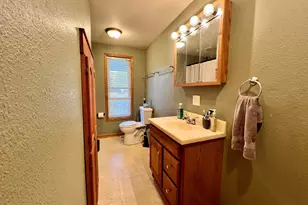 352 S Vermillion St, Paxton, IL 60957 - Photo 17