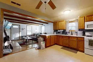 352 S Vermillion St, Paxton, IL 60957 - Photo 9