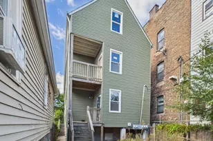 8709 S Escanaba Ave, Chicago, IL 60617 - Photo 31