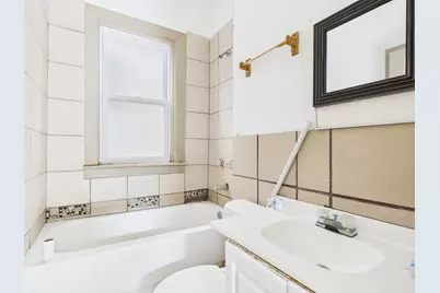 8709 S Escanaba Avenue, Chicago, IL 60617 - Photo 13