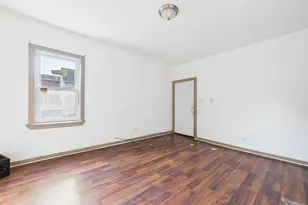 8709 S Escanaba Ave, Chicago, IL 60617 - Photo 23