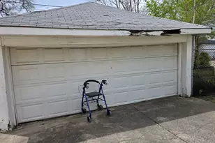 136 S 10th Ave, Maywood, IL 60153 - Photo 9