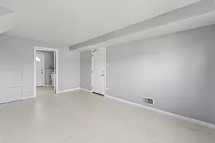 4827 Imperial Dr, Richton Park, IL 60471 - Photo 15