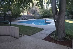 1323 S Roselle Rd, Schaumburg, IL 60193 - Photo 41