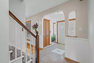 1323 S Roselle Rd, Schaumburg, IL 60193 - Photo 5