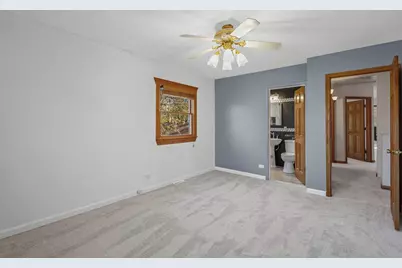 1323 S Roselle Road, Schaumburg, IL 60193 - Photo 23