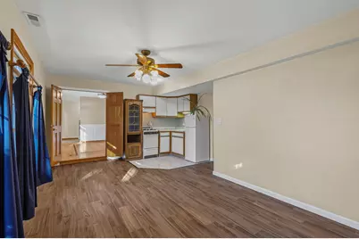 1323 S Roselle Road, Schaumburg, IL 60193 - Photo 17