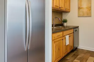 14B Kingery Quarter, Willowbrook, IL 60527 - Photo 7