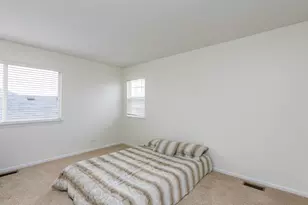 4109 Sarah Dr, Zion, IL 60099 - Photo 23