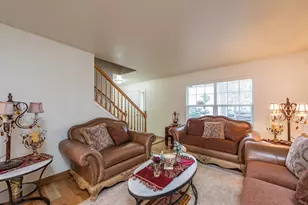 4109 Sarah Dr, Zion, IL 60099 - Photo 5