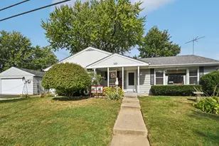 10 Glen St, Grayslake, IL 60030 - Photo 1