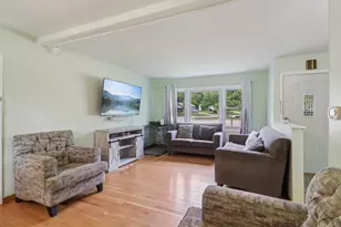 2610 Killarney Dr, Cary, IL 60013 - Photo 7