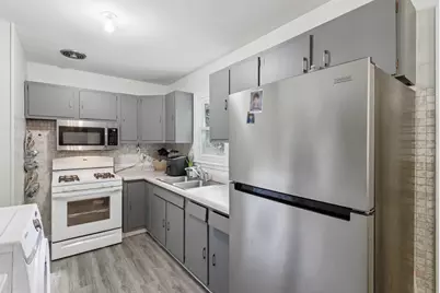 2610 Killarney Drive, Cary, IL 60013 - Photo 9