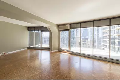 300 N State Street #3135, Chicago, IL 60654 - Photo 5