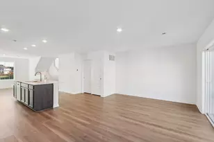 1451 Oakfield Ln, Pingree Grove, IL 60140 - Photo 9