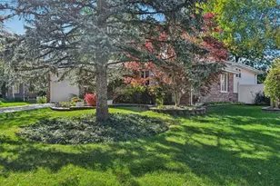 820 School Ave, Matteson, IL 60443 - Photo 3