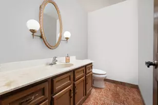 1386 Old Dominion Ct, Naperville, IL 60540 - Photo 11