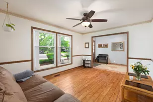 1386 Old Dominion Ct, Naperville, IL 60540 - Photo 7