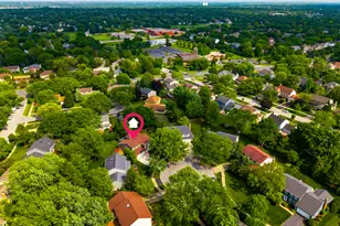 1386 Old Dominion Ct, Naperville, IL 60540 - Photo 3